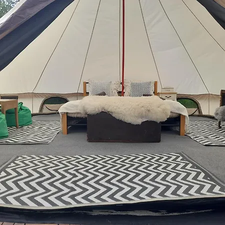 럭셔리텐트 Glamping Na Samote U Lesa