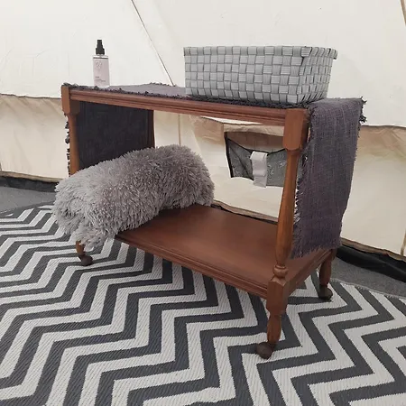 Glamping Na Samote U Lesa Bechyně