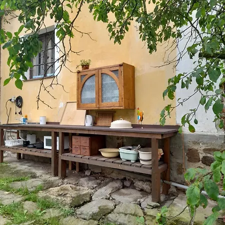 Glamping Na Samote U Lesa Роскошный шатер Бехине
