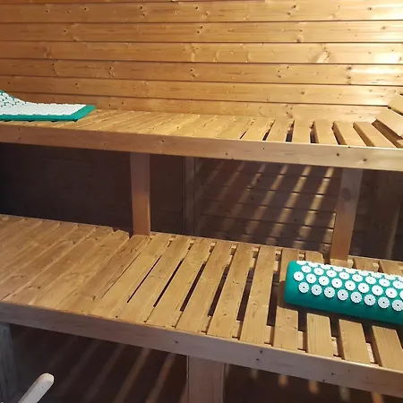 Glamping Na Samote U Lesa Οργανωμένο κάμπινγκ Bechyně