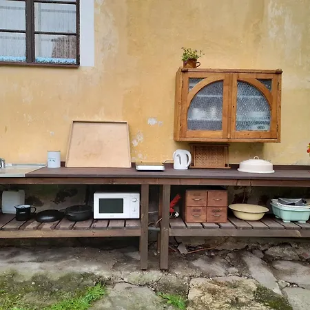 Glamping Na Samote U Lesa *