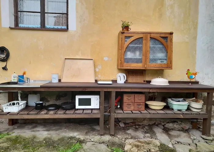 Glamping Na Samote U Lesa *